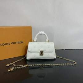 Picture of Louis Vuitton Handbags _SKUfw223583185fw